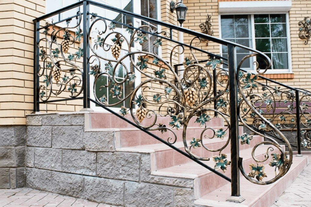 Лестницы. Перила. "A012"